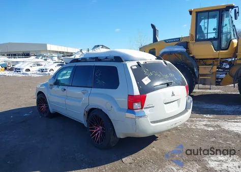 2004 Mitsubishi Endeavor Xls z USA, uszkodzony, nr VIN 4A4MN31S04E013935